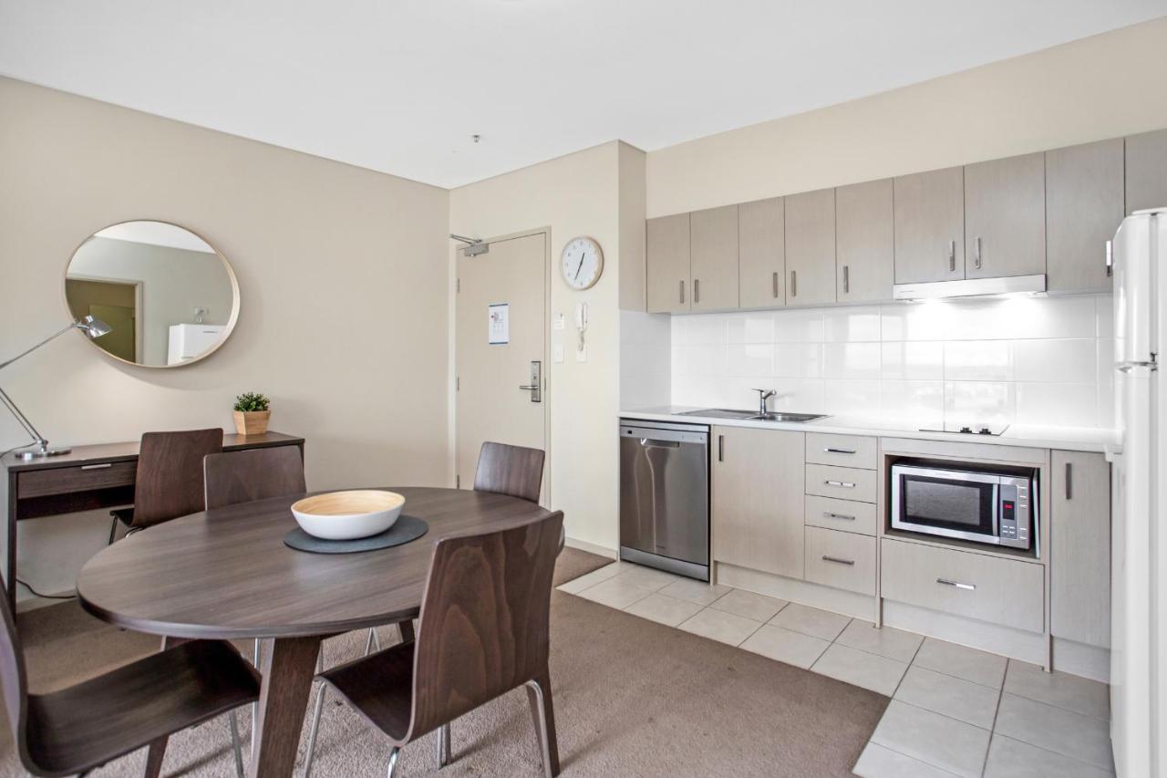 Hume Serviced Apartments Adelaide Buitenkant foto